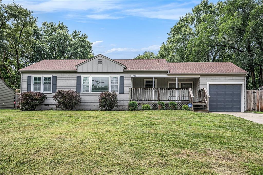 Listing Photo MLS #HMS2559956