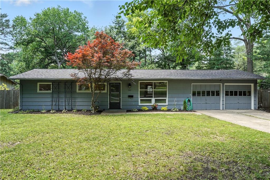 Listing Photo MLS #HMS2560019