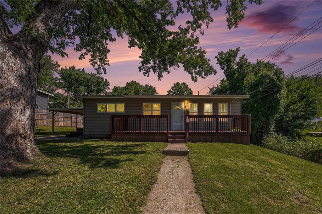 Listing Photo MLS #HMS2560081
