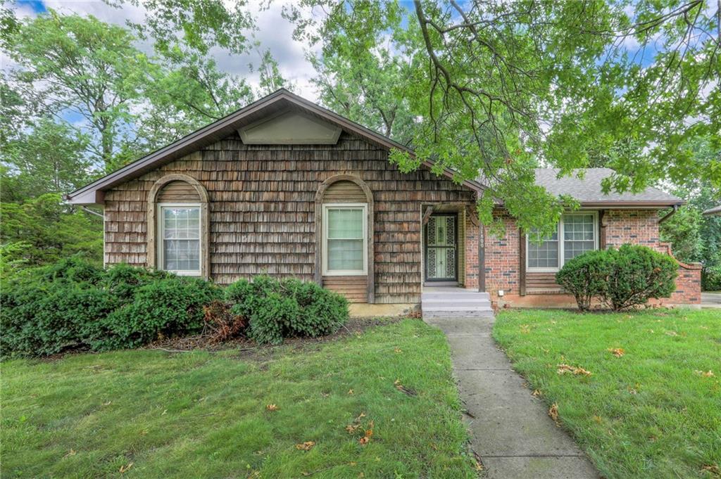 Listing Photo MLS #HMS2560141