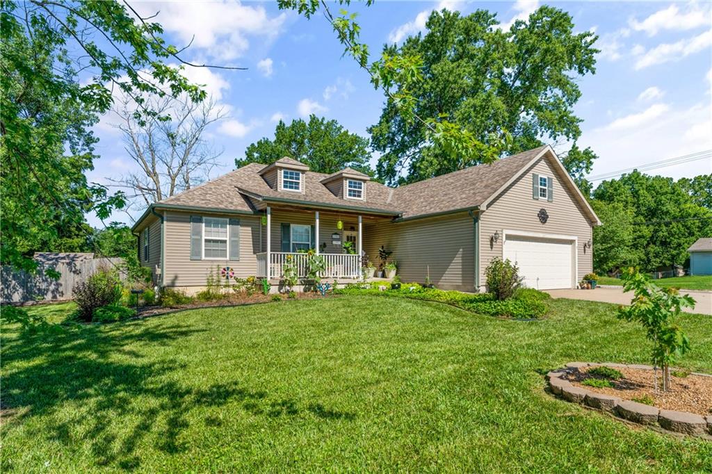 Listing Photo MLS #HMS2560152