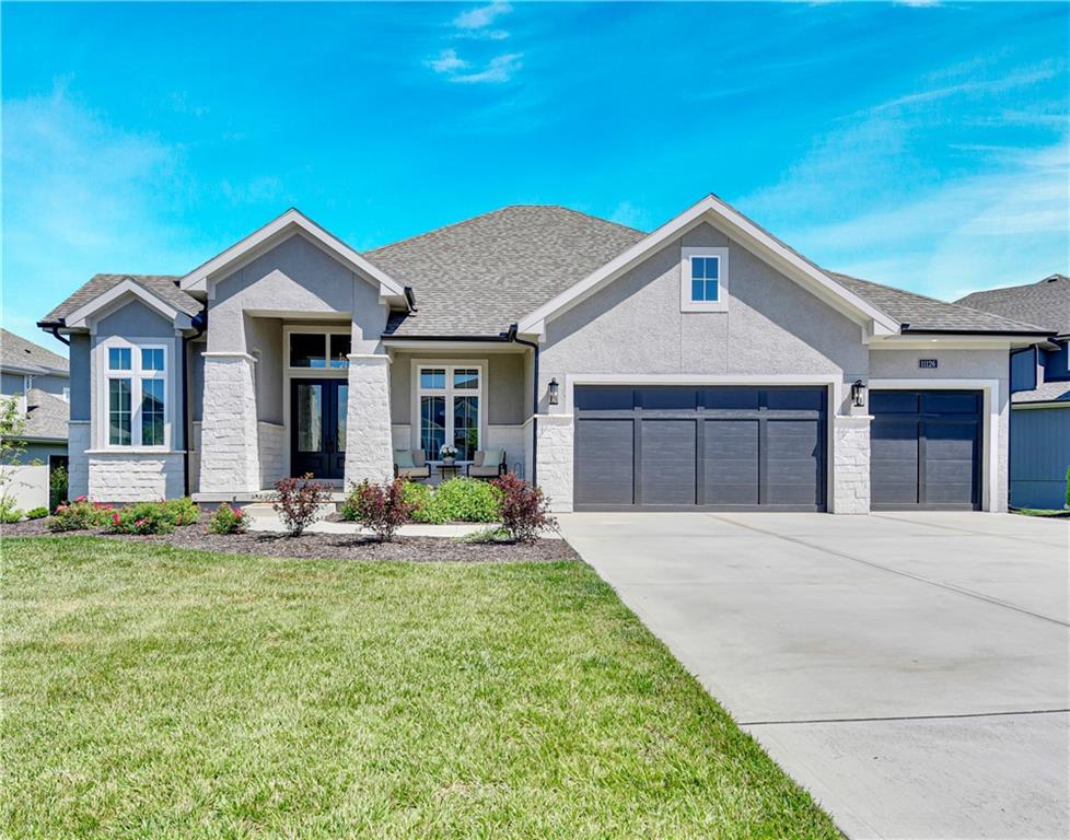 Listing Photo MLS #HMS2560160