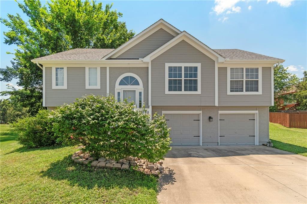 Listing Photo MLS #HMS2560260