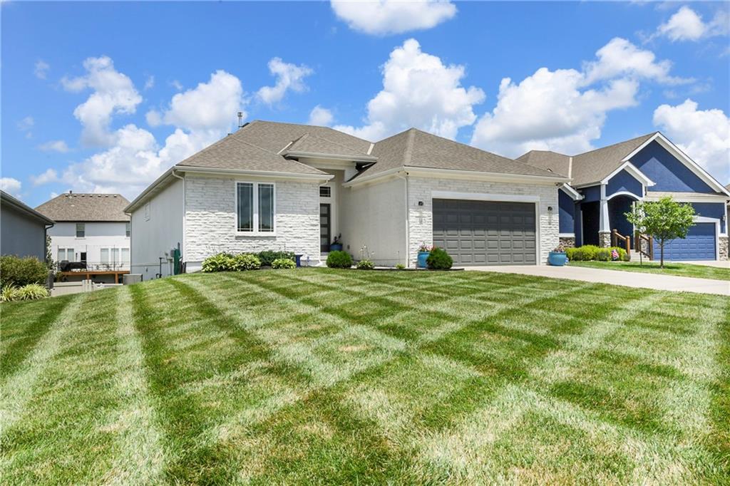 Listing Photo MLS #HMS2560267