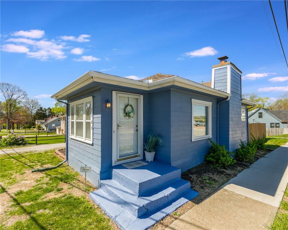 Listing Photo MLS #HMS2560280
