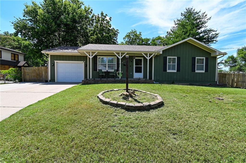 Listing Photo MLS #HMS2560281