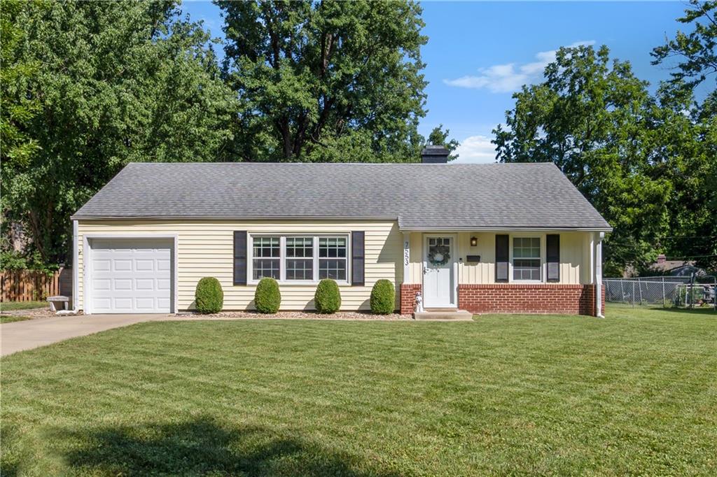 Listing Photo MLS #HMS2561300