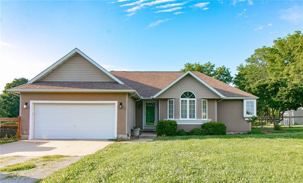 Listing Photo MLS #HMS2561308