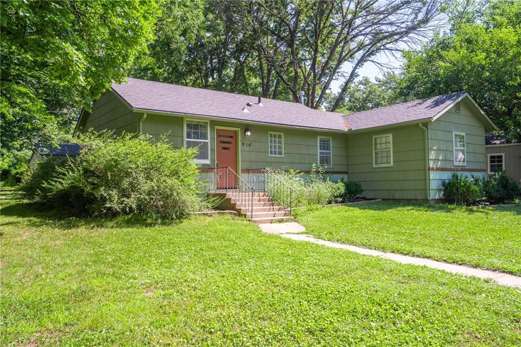 Listing Photo MLS #HMS2561311
