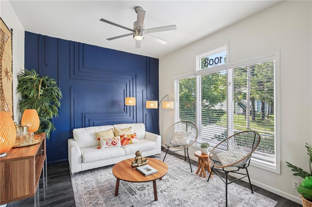 Listing Photo MLS #HMS2561320