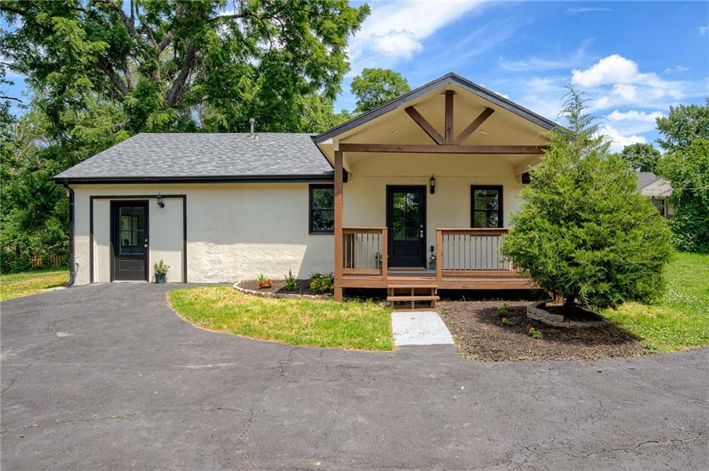 Listing Photo MLS #HMS2561386