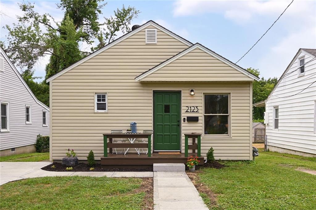 Listing Photo MLS #HMS2561423