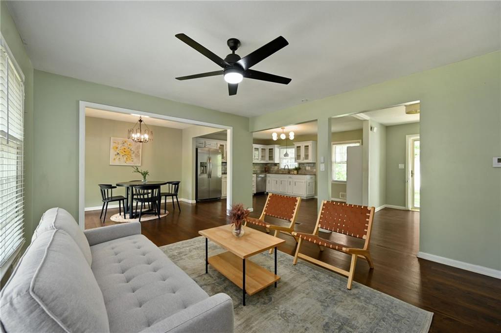 Listing Photo MLS #HMS2561457
