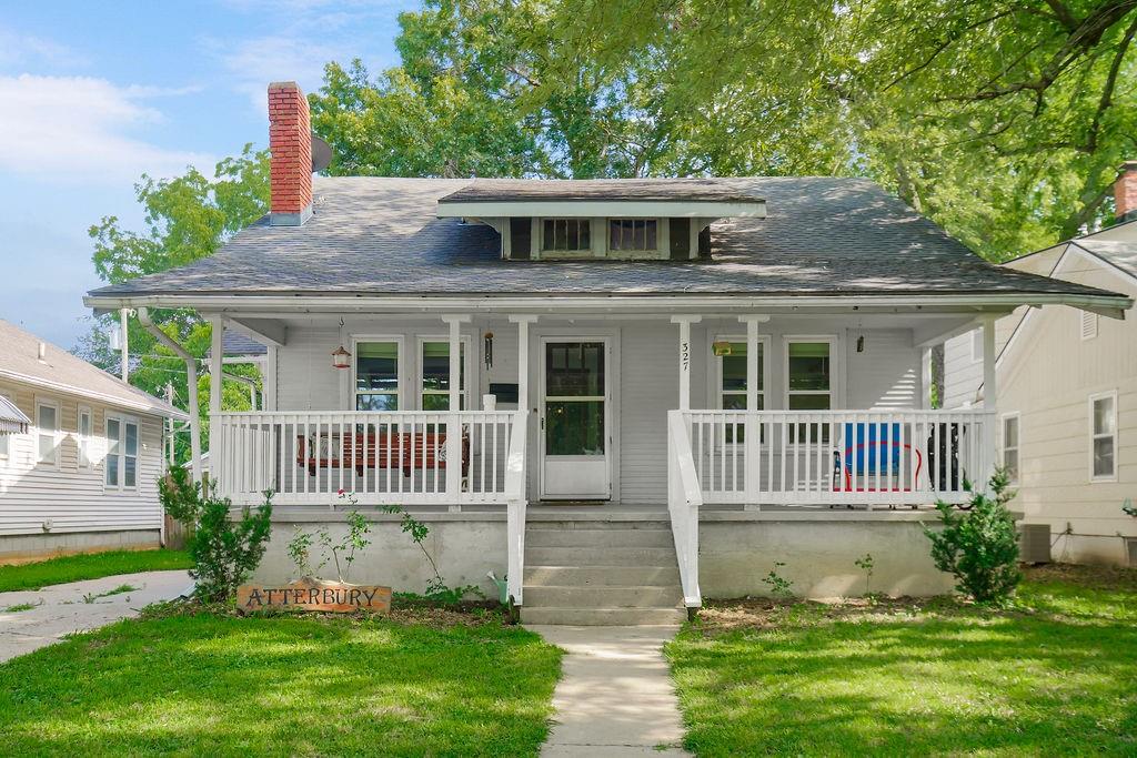 Listing Photo MLS #HMS2561536