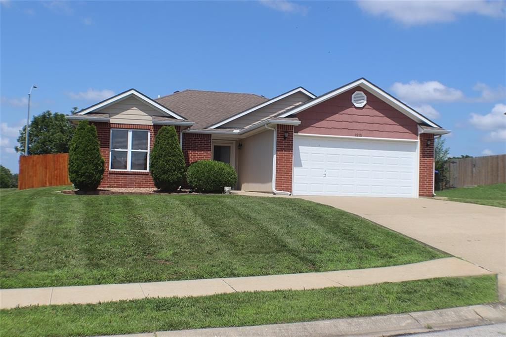 Listing Photo MLS #HMS2561557