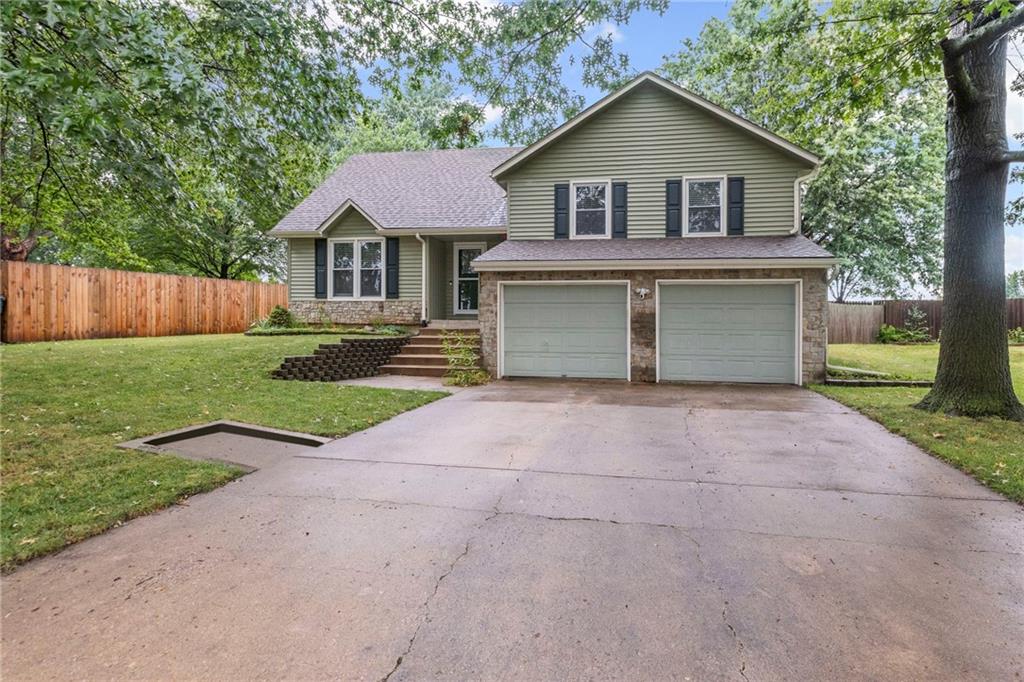 Listing Photo MLS #HMS2561565