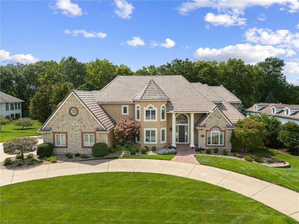 Listing Photo MLS #HMS2561577