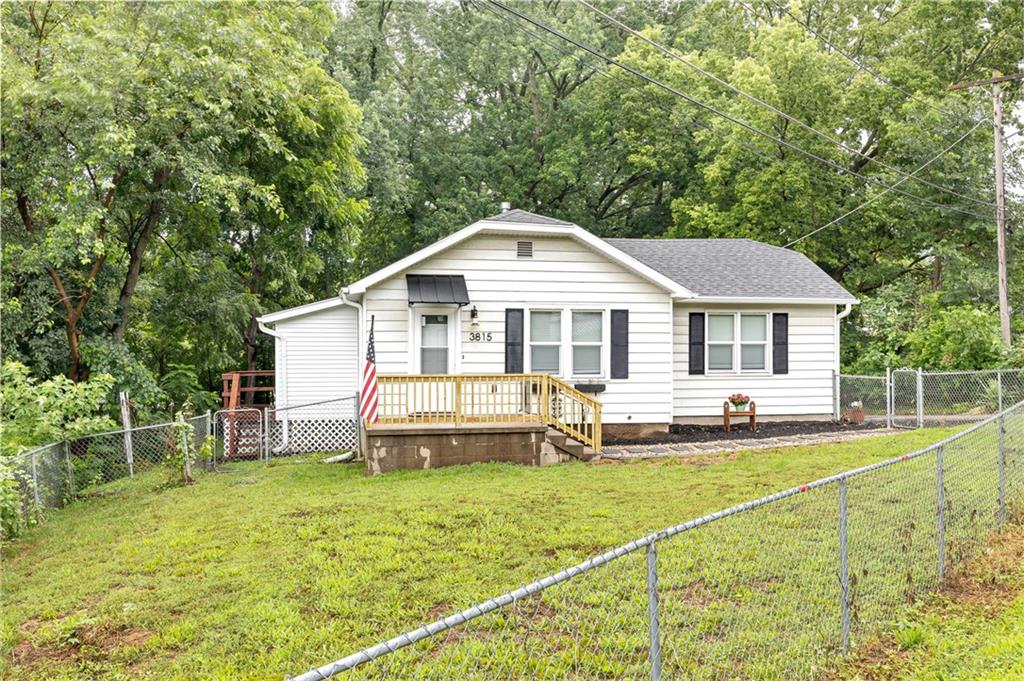 Listing Photo MLS #HMS2561583