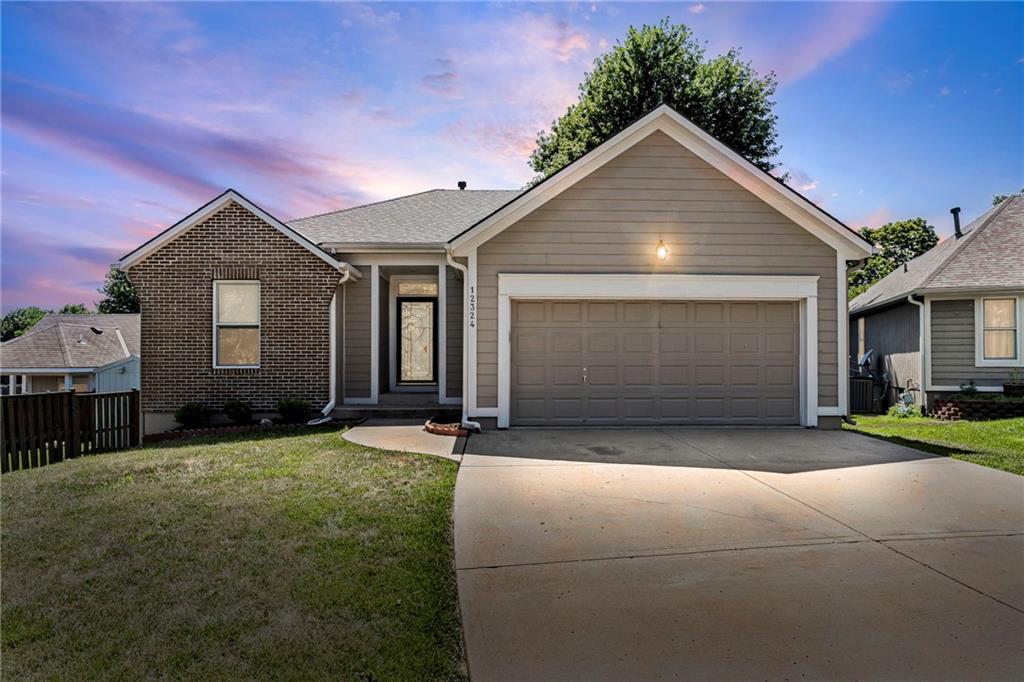 Listing Photo MLS #HMS2561624