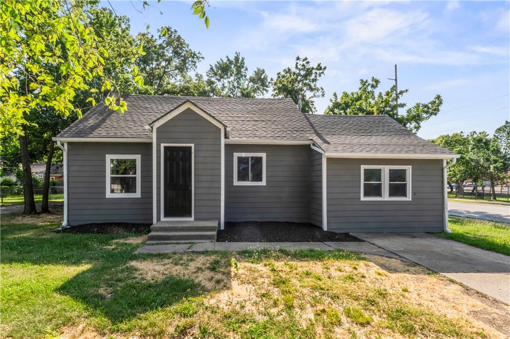 Listing Photo MLS #HMS2561679