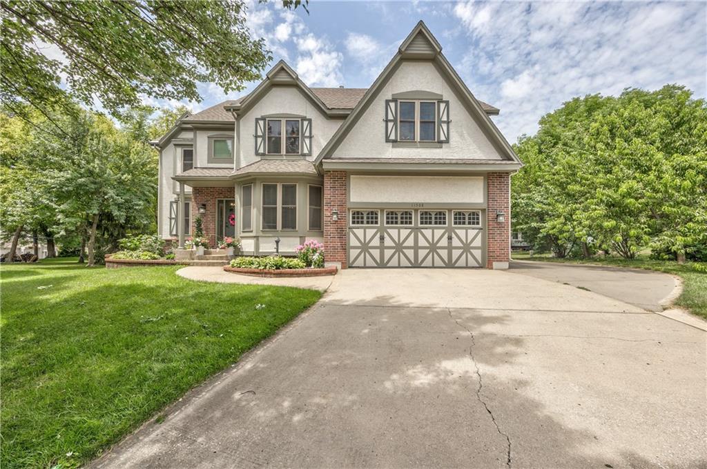 Listing Photo MLS #HMS2561764