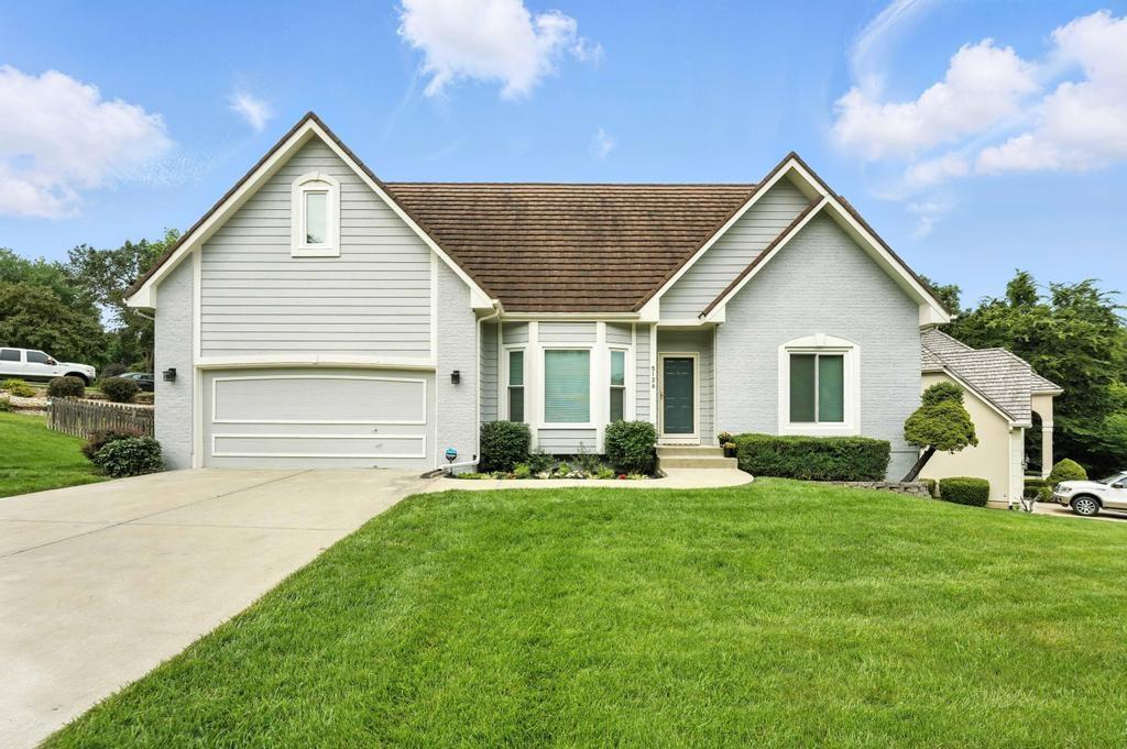 Listing Photo MLS #HMS2561805