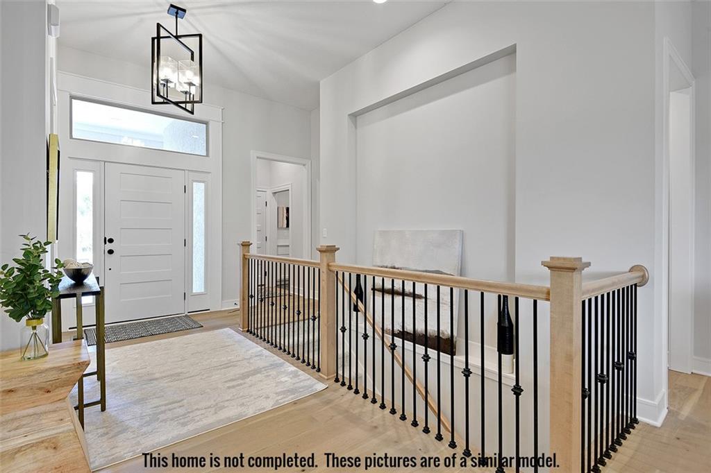 Listing Photo MLS #HMS2561807