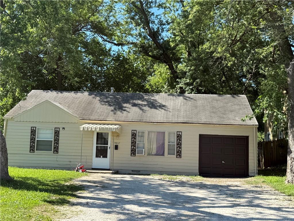 Listing Photo MLS #HMS2561878