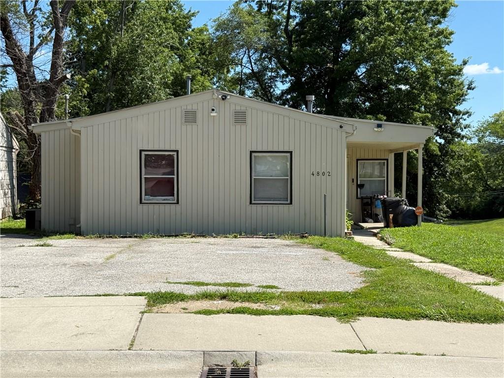 Listing Photo MLS #HMS2561881