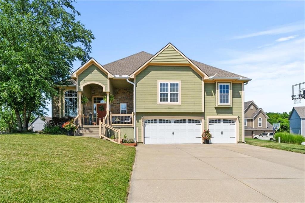 Listing Photo MLS #HMS2561914