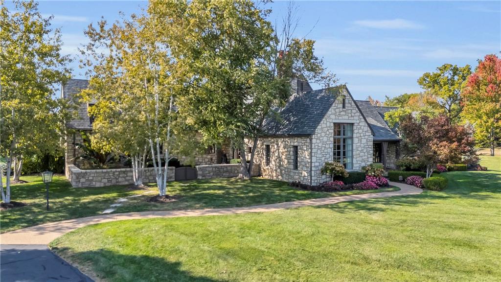 Listing Photo MLS #HMS2561938