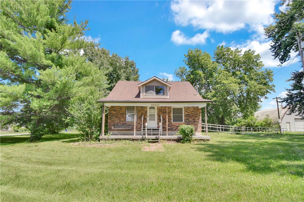 Listing Photo MLS #HMS2561993