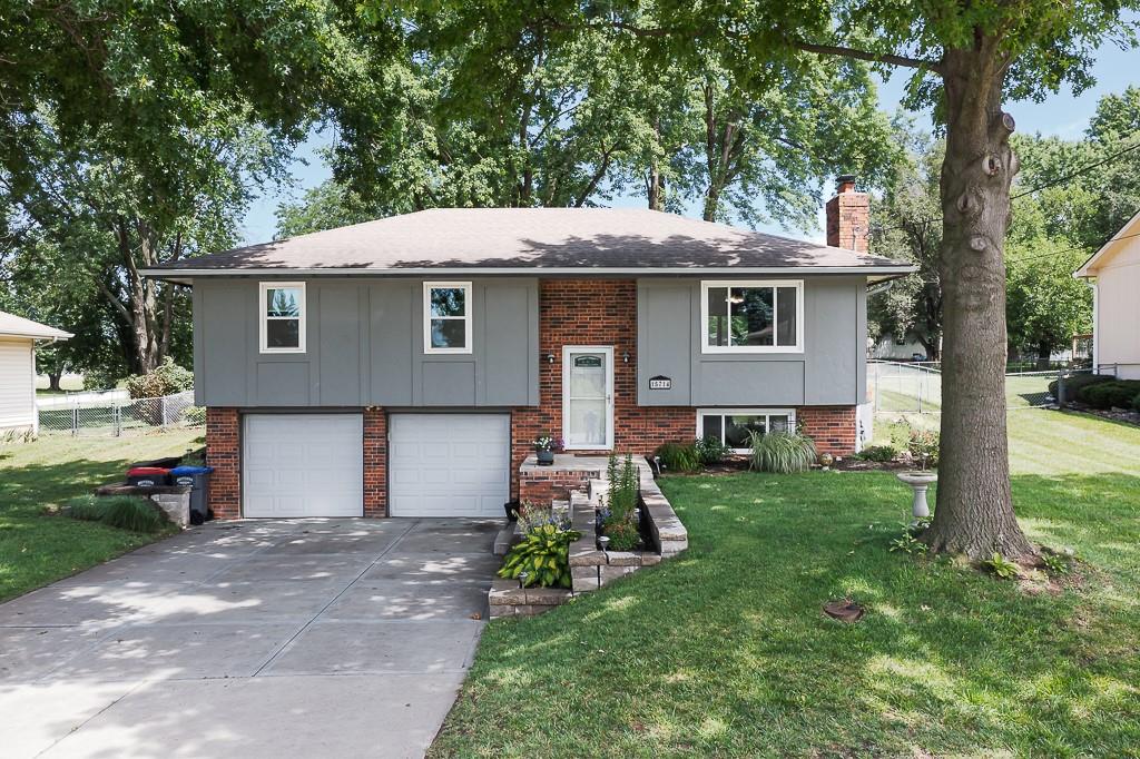 Listing Photo MLS #HMS2562060