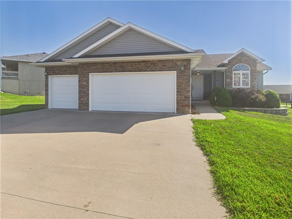 Listing Photo MLS #HMS2562068