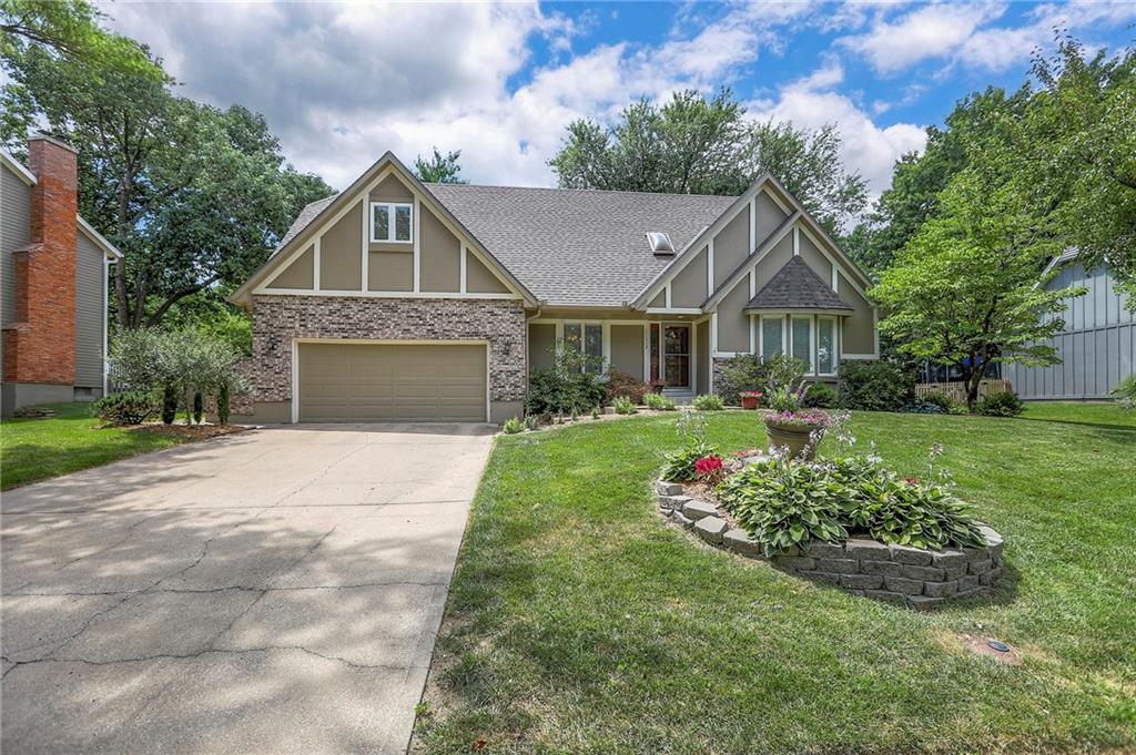 Listing Photo MLS #HMS2562079