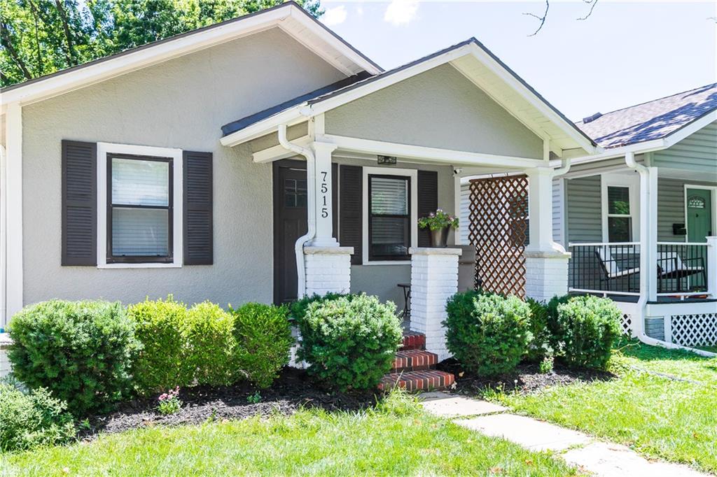 Listing Photo MLS #HMS2562107
