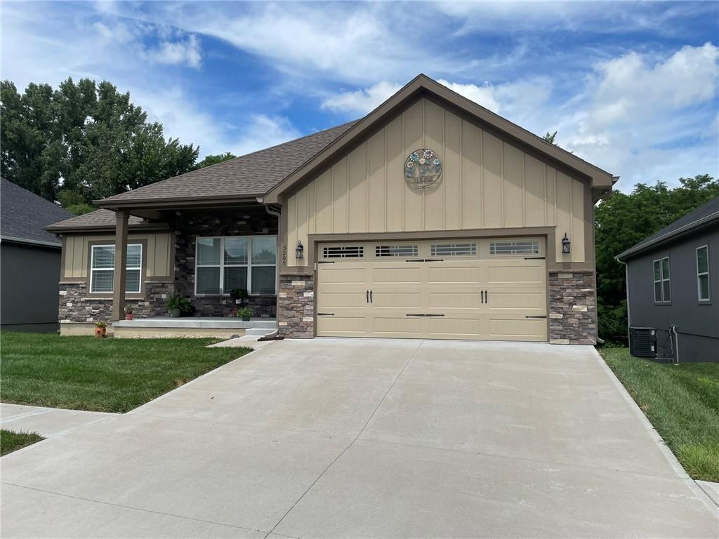 Listing Photo MLS #HMS2562186