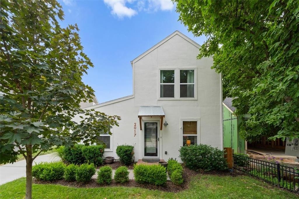 Listing Photo MLS #HMS2562207