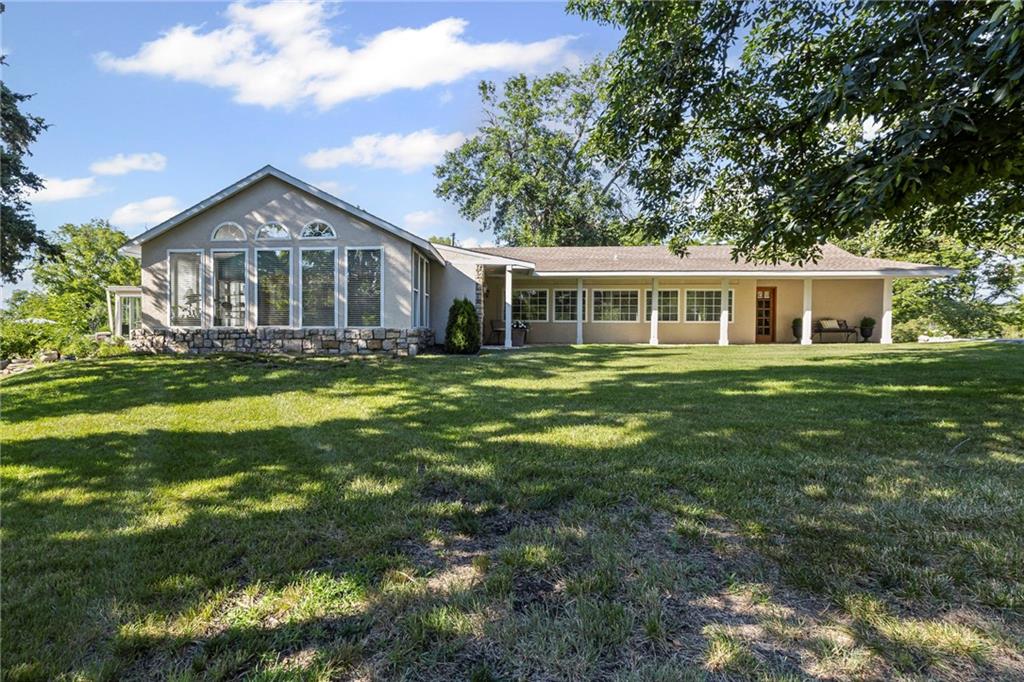 Listing Photo MLS #HMS2562224