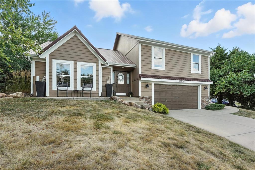 Listing Photo MLS #HMS2562227