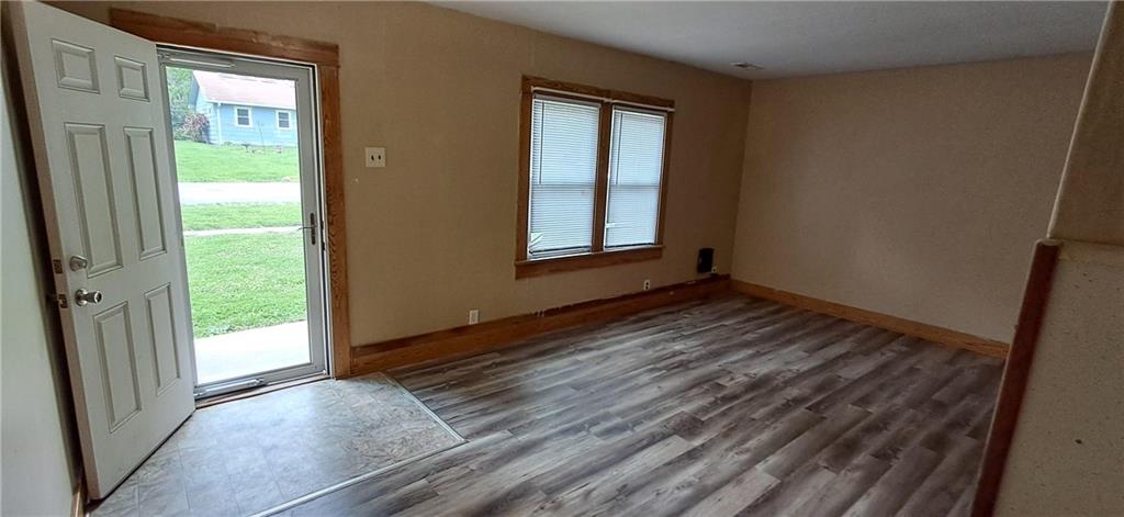 Listing Photo MLS #HMS2562315