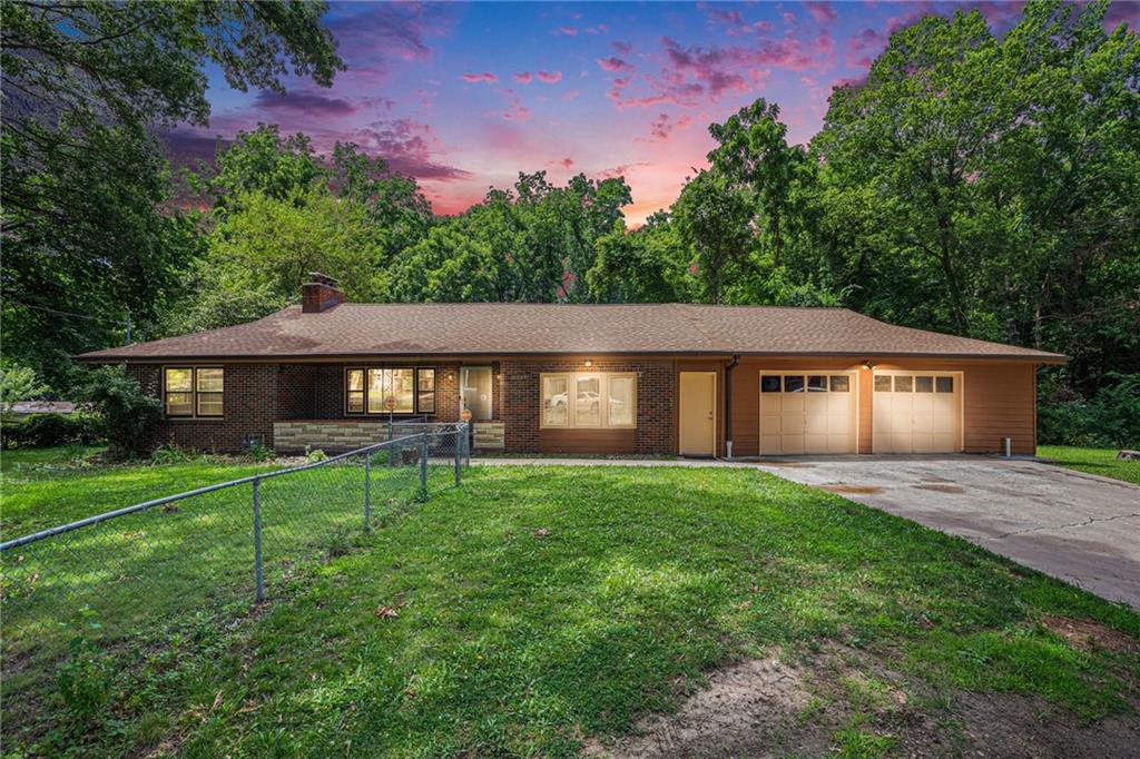 Listing Photo MLS #HMS2562326
