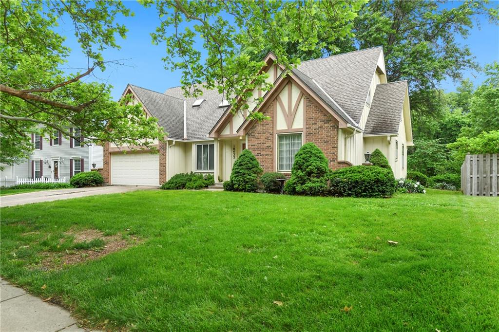 Listing Photo MLS #HMS2562352