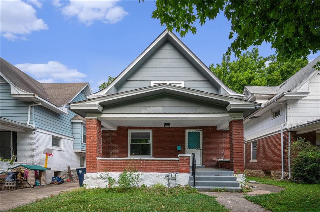 Listing Photo MLS #HMS2562395