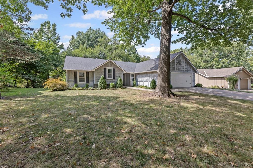 Listing Photo MLS #HMS2562429