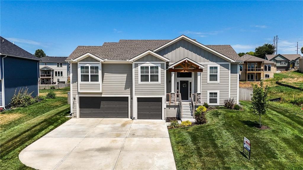 Listing Photo MLS #HMS2562449