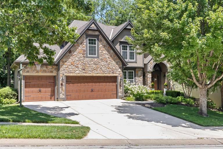 Listing Photo MLS #HMS2562520