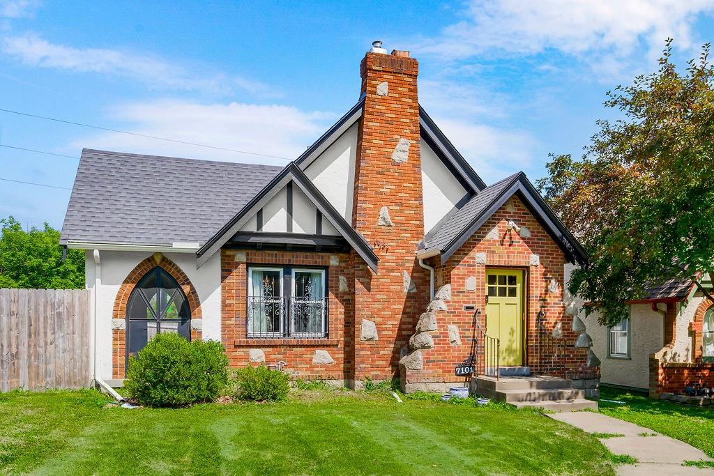 Listing Photo MLS #HMS2562566