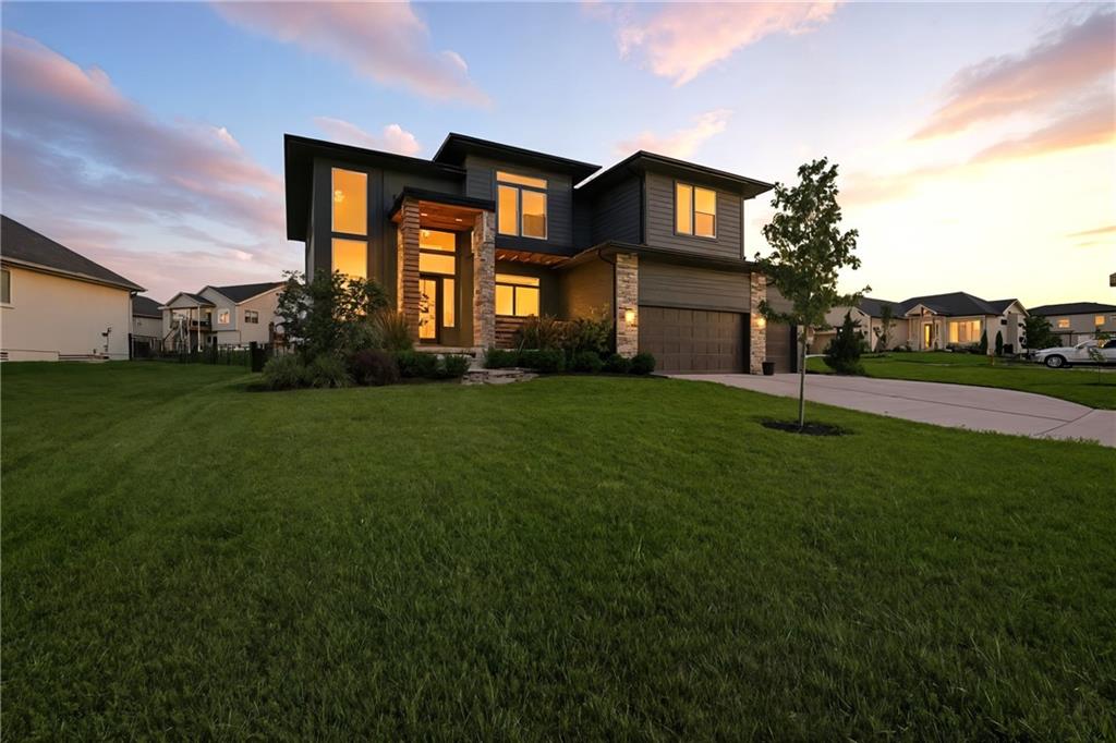 Listing Photo MLS #HMS2562594