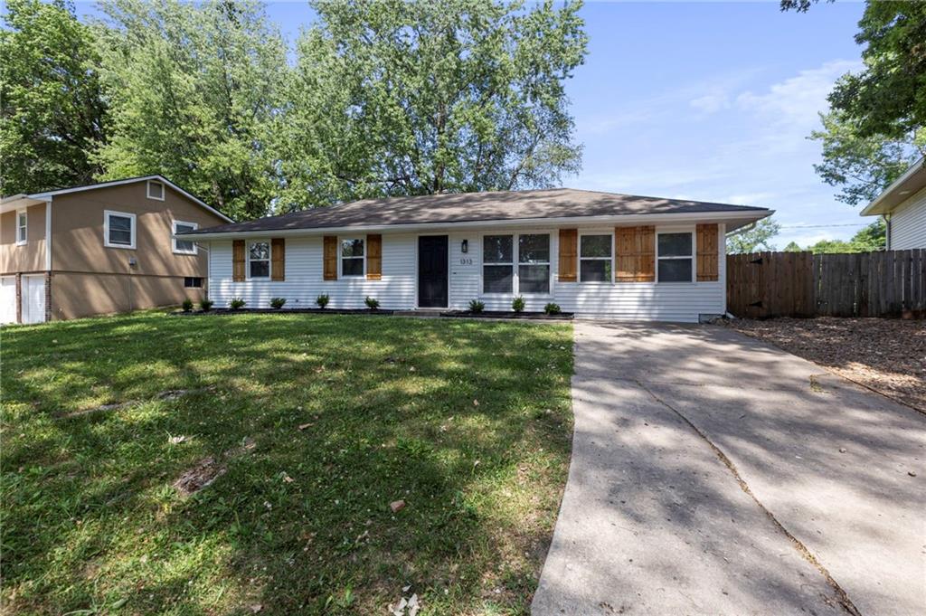 Listing Photo MLS #HMS2562654